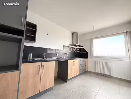 appartement 4 pièces 94 m²