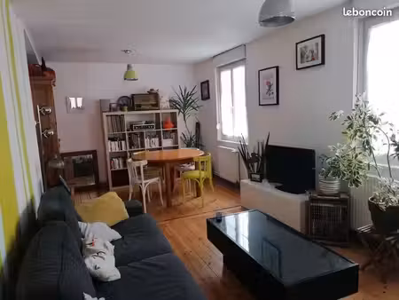 beau f2/3 pièces de 60m2 au cœur du vieux cronenbourg