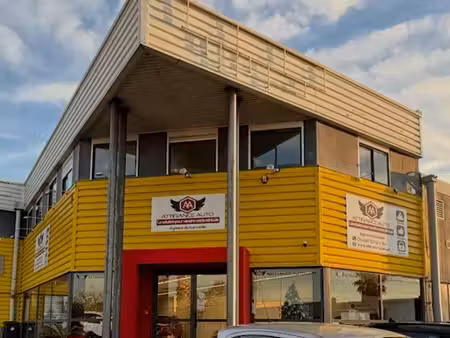 local commercial mas guerido