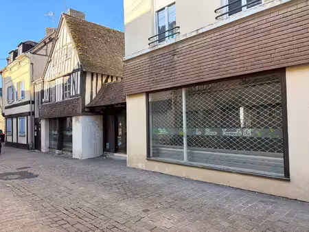 local commercial à louer