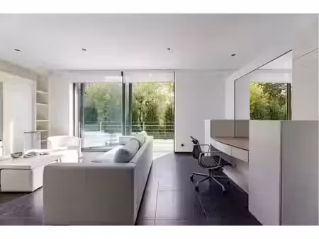 penthouse à louer avec garage et terrasse   uccle (vbe71780)