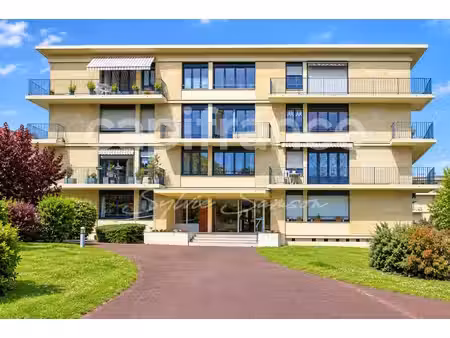 mantes-la-jolie – appartement t3 traversant de 61 m² avec parking  cave et séchoir