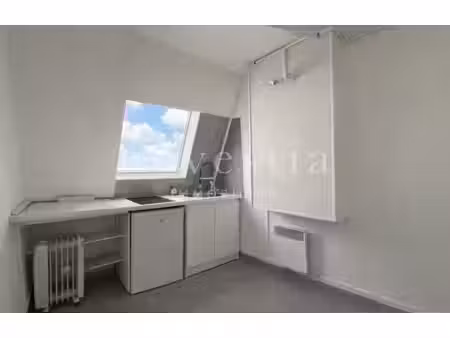 une studette de 7 50 m² au sol