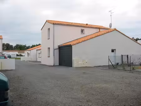 maison t4 proche centre ville challans