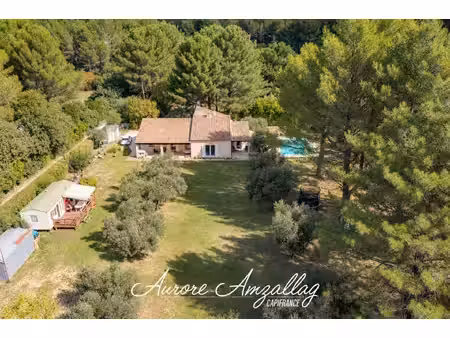 gémenos – propriété de plain-pied avec piscine sur 4 000 m² de terrain
