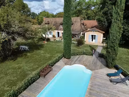 maison en pierre sur 1 5 ha avec piscine  vie de plain-pied et atelier