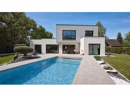 villa d'architecte 4 chambres 180m2 avec piscine sur 1 692 m²  quartier de la bellerie