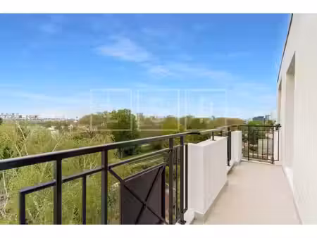 3 pièces 71m² - dernier étage avec balcons