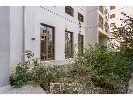 appartement contemporain avec terrasse au coeur de la zac des girondins