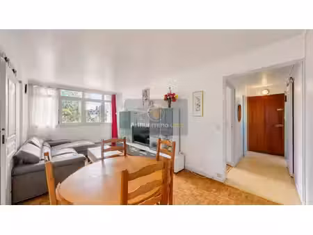 appartement verneuil sur seine avec 3 chambres  balcon et cave