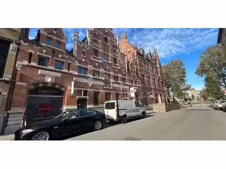 bien commercial à louer à antwerpen pour € 3.500