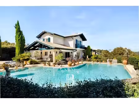bassussarry  maison sur le golf