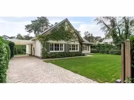villa à vendre à brasschaat pour € 1.125.000 avec 3 chambres à coucher
