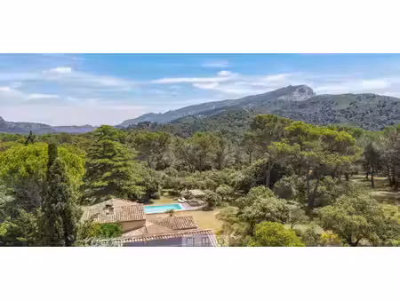 propriété saint-marc-jaumegarde (13)