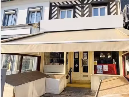 immeuble 200 m² beuzeville