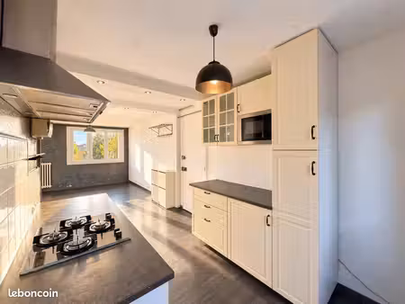 appartement 3 pièces 53 m²