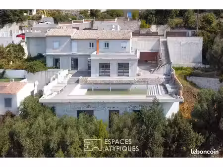 villa 10 pièces 350 m²