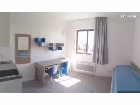 studio 1 pièce 18 m²