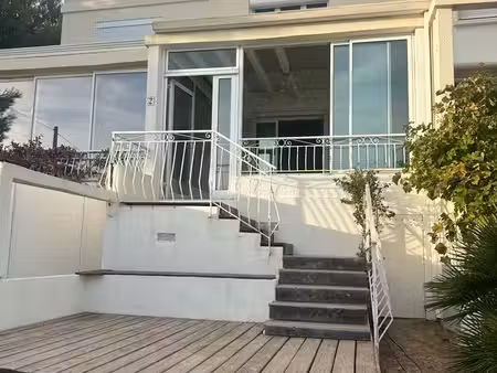 maison t3  57m2 à bandol vue mer