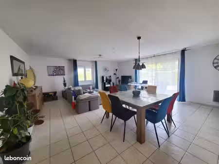 belle villa proche forêt à proximité de toulouse