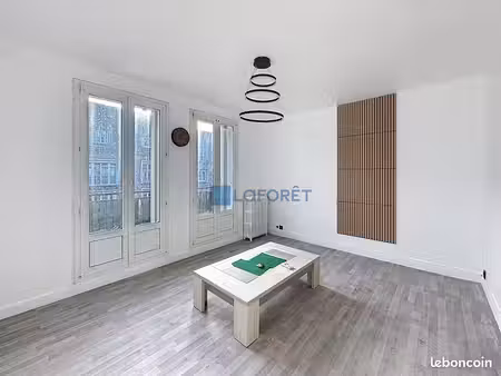 appartement 3 pièces 54 m²
