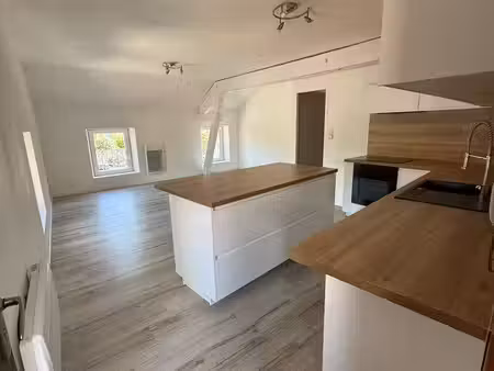 à louer – appartement t3 non meublé – 63 m²