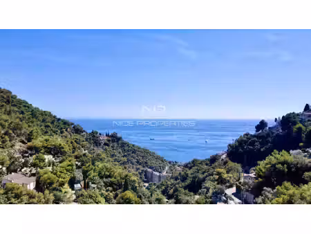 villa de luxe à vendre dans le quartier village-cros de caste-coupiere-mont gros