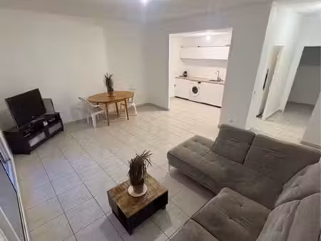 bel appartement de 70m2 t3 avec jardin et terrasse