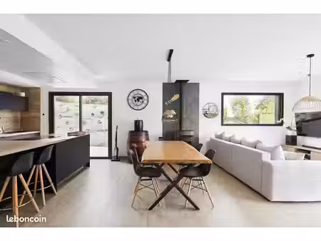 maison 4 pièces 93 m²