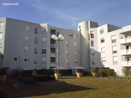 appartement 3 pièces 79 m²