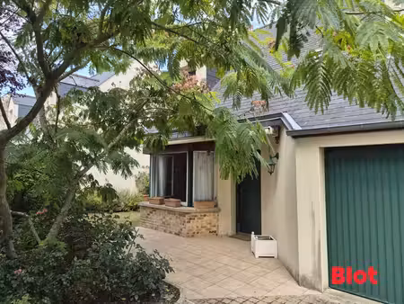a vendre en exclusivité chez blot immobilier dinard- maison dinard