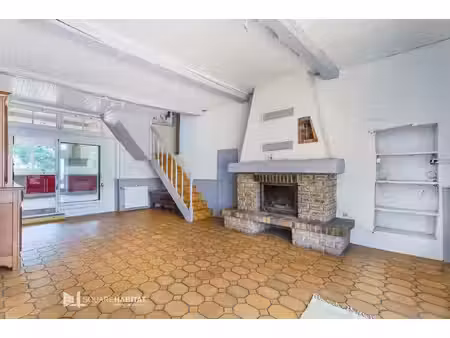 bligny-lès-beaune - batisse avec dépendance - deux granges - terrain constructible