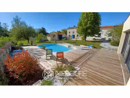 maison de luxe à vendre à archiac