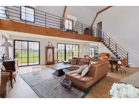 maison de luxe à vendre dans le quartier hennequeville-zone callenville