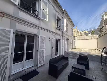 maison de luxe à vendre dans le quartier port littoral-ville nord