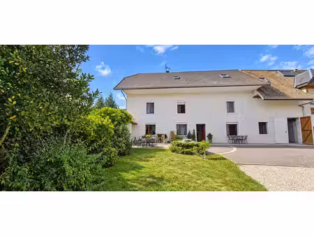 maison de luxe à vendre entrelacs