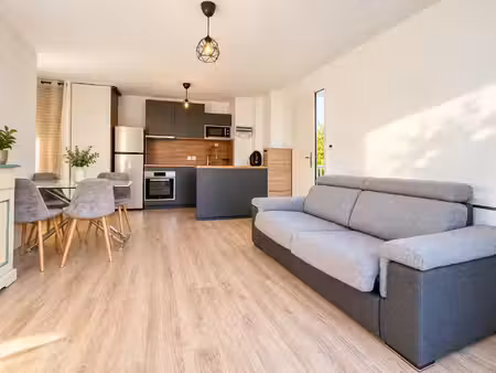 appartement 3 pièces 56 m² - montussan centre (33450)