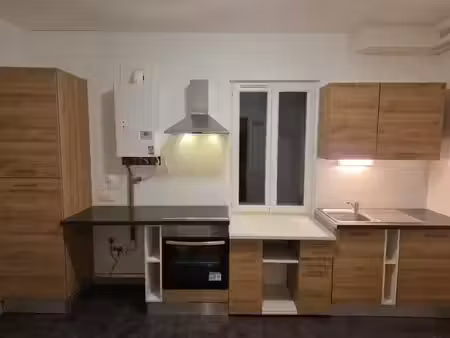 location appartement 1 pièce 34 m² à troyes (10000)