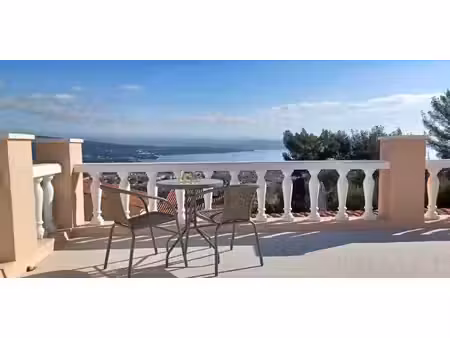 maison avec piscine et jardin la ciotat (13)