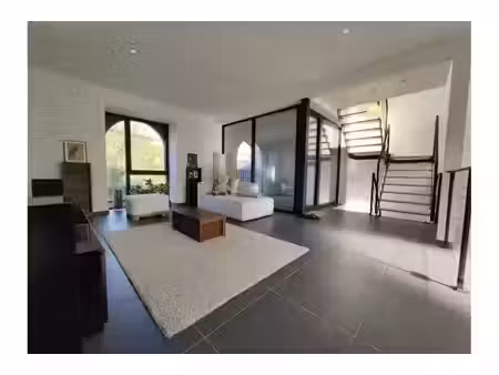 appartement à louer avec terrasse et 2 chambres   celles (vbe71919)