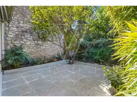 duplex lumineux avec jardin privatif à cannes