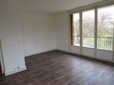 t1 enghien les bains 30 70m2