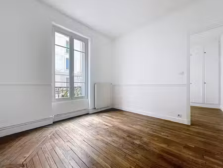 rond point du souvenir français : 2 pièces de 36m²