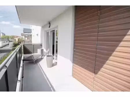 appartement t2 avec balcon  parking sans vis à vis.