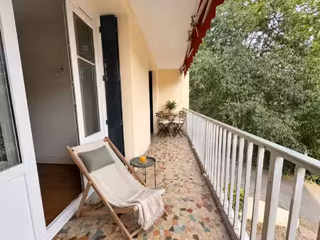 grand appartement t3 - balcon - garage - cave et local de st