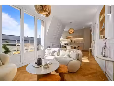 superbe pied à terre à paris 7ème !