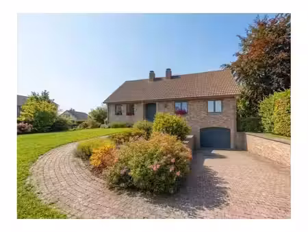 bungalow à louer à allée ulric chession 17 beaufays (vbe71839)