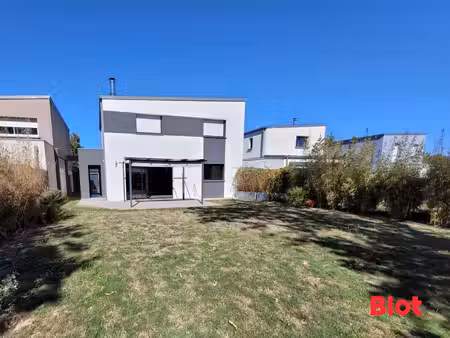 a louer - la meziere - maison contemporaine de 123m².