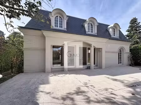 l'haÿ-les-roses – les blondeaux – maison avec piscine et garage