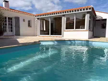 maison saint hilaire de riez 3 ch  garages  piscine